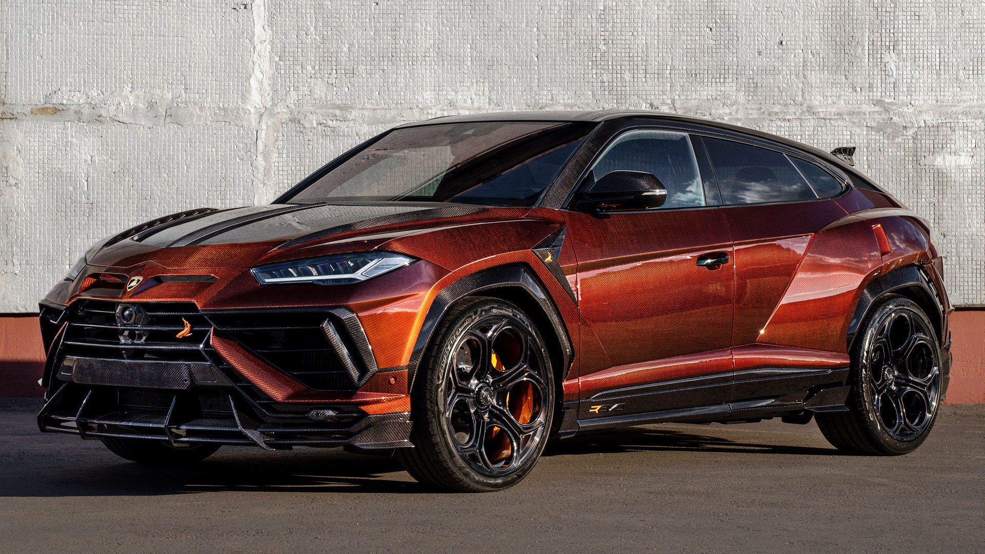 TOP CAR Lamborghini URUS full carbon body kit