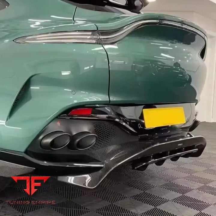 Aston Martin Dbx 2019 + Dry Carbon Rear Bumper