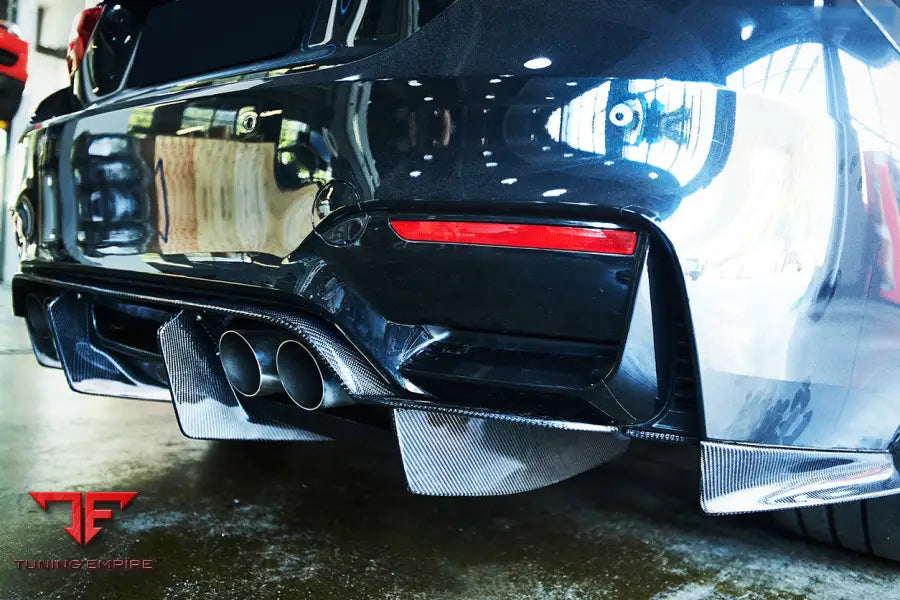 BMW M3 F80 & M4 F82 SM STYLE CARBON FIBER REAR DIFFUSER AND LIP BSD