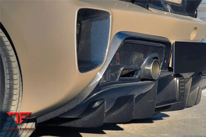 FERRARI 488 GTB CHALLENGE EVO MODENA STYLE REAR BUMPER WITH DECK LID WING & DIFFUSER BSD