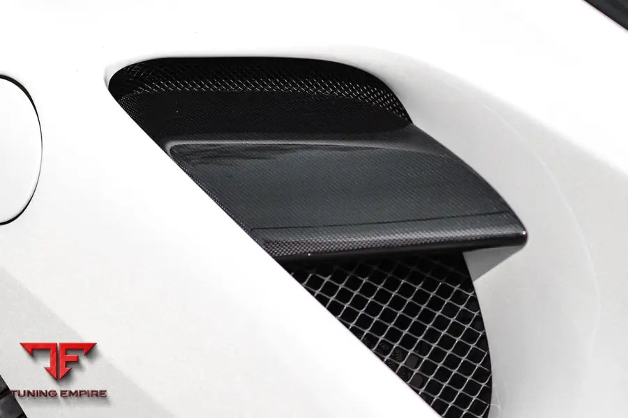 FERRARI 488 GTB & SPYDER DRY CARBON FIBER SIDE AIR INTAKE FINS BSD