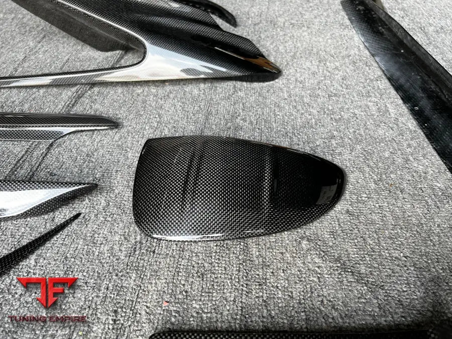 FERRARI F8 2019-2022 CARBON FIBER BODY KIT