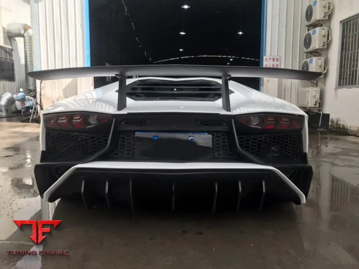 Lamborghini Aventador Lp700 2011-2015 Upgrade To Sv Style Conversion Body Kit