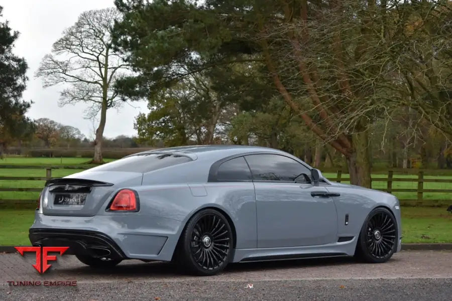 ONYX ROLLS-ROYCE WRAITH CARBON BLACK BODY KIT