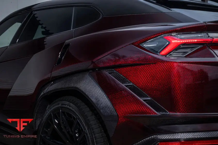 TOP CAR LAMBORGHINI URUS R’EVO - CARBON EDITION