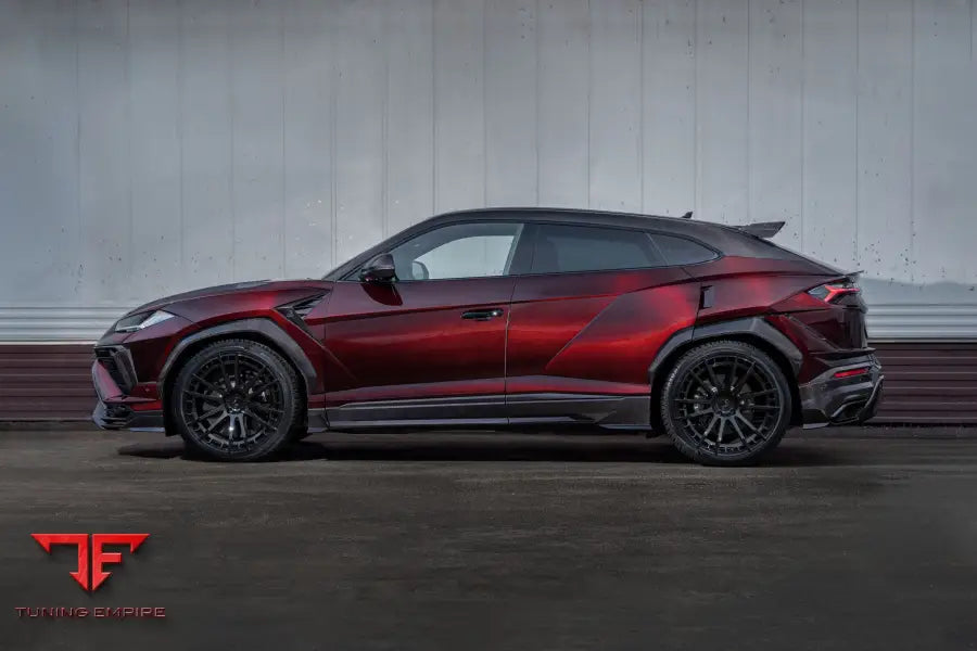 TOP CAR LAMBORGHINI URUS R’EVO - CARBON EDITION