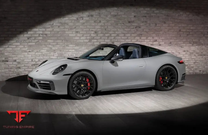 Top Car Porsche 992 Stinger Light Pack