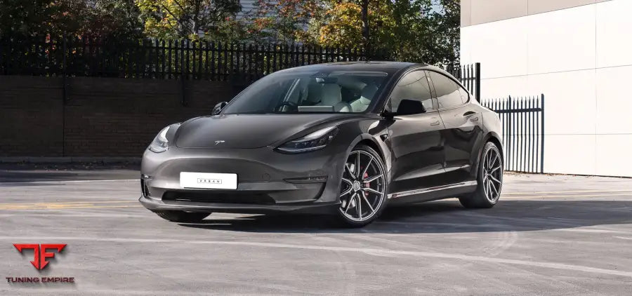 URBAN TESLA MODEL 3