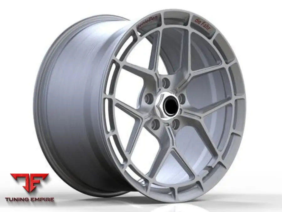 XST-652 FORGED